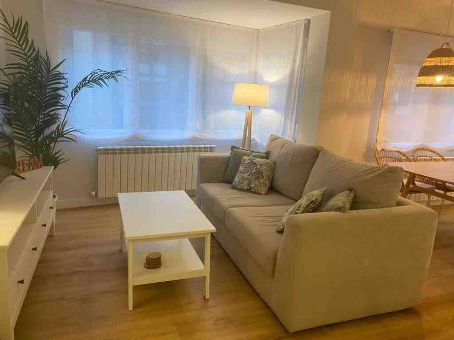 Apartamento A Estrenar En Centro Gijon. Fibra-Tv Extérieur photo